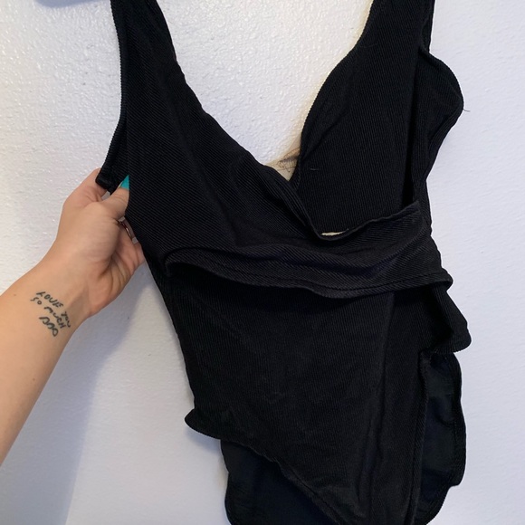 Vintage open back one piece! - Picture 3 of 4